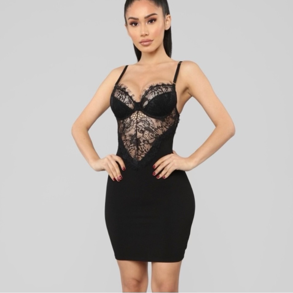 NWOT FASHION NOVA SEXY BLACK DRESS ❤️
